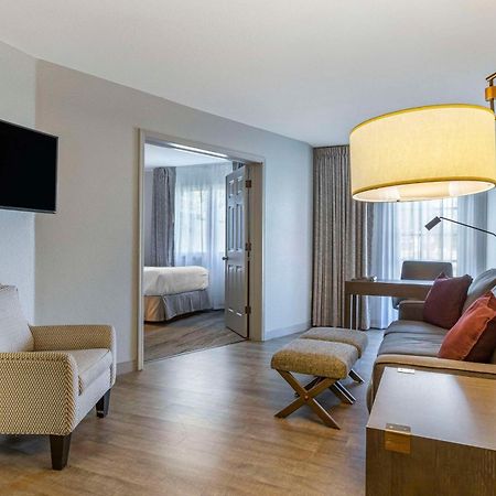 Windmill Suites Surprise - Phoenix, Ascend Hotel Collection מראה חיצוני תמונה