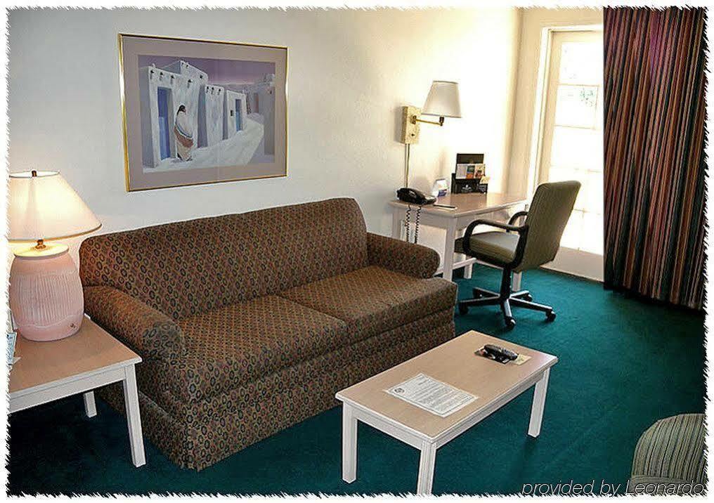 Windmill Suites Surprise - Phoenix, Ascend Hotel Collection מראה חיצוני תמונה